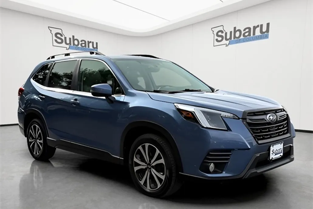 2023 Subaru Forester Limited photo 1