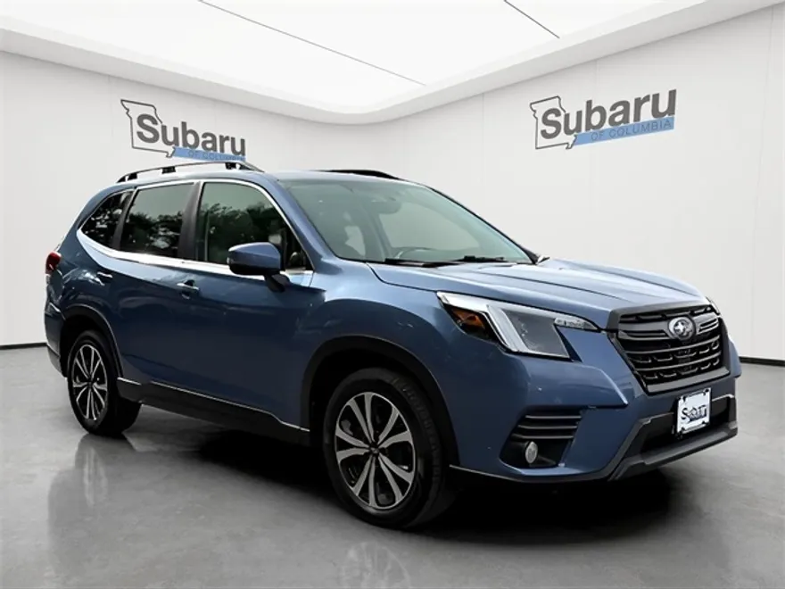2023 Subaru Forester Limited photo 1