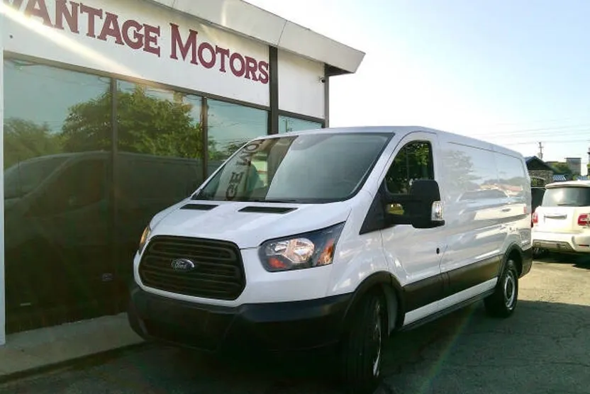 2019 Ford Transit Cargo photo 1