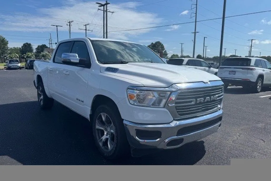 2024 Ram 1500 Laramie photo 1