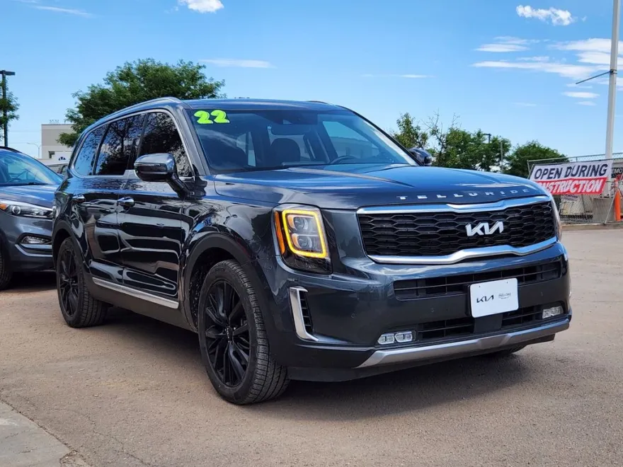 2022 Kia Telluride SX photo 1