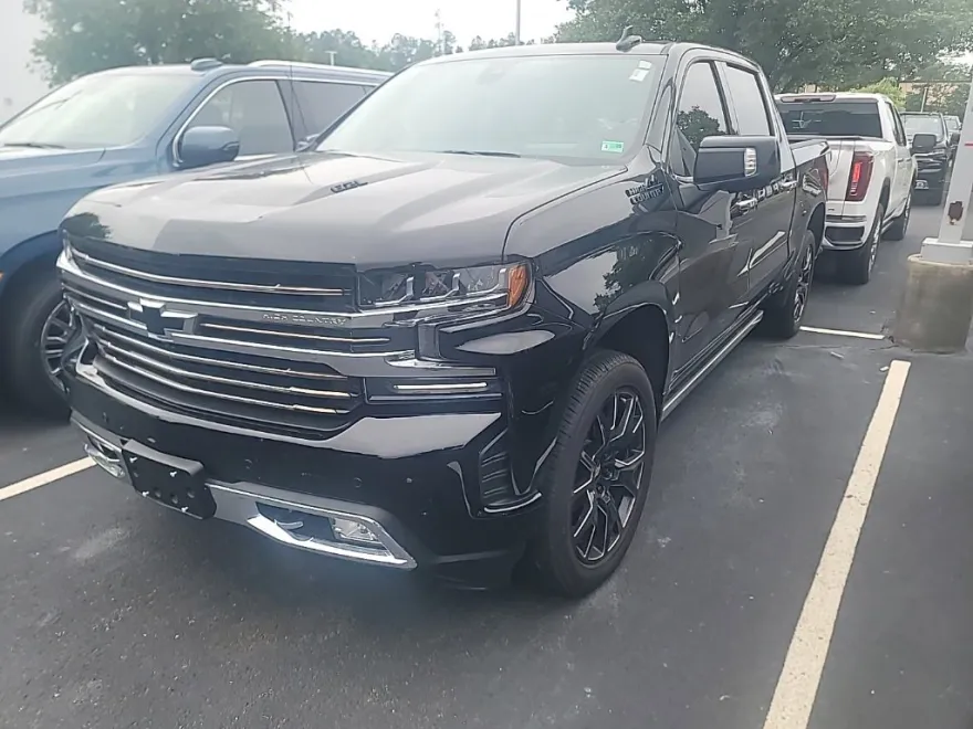 2022 Chevrolet Silverado 1500 High Country photo 1