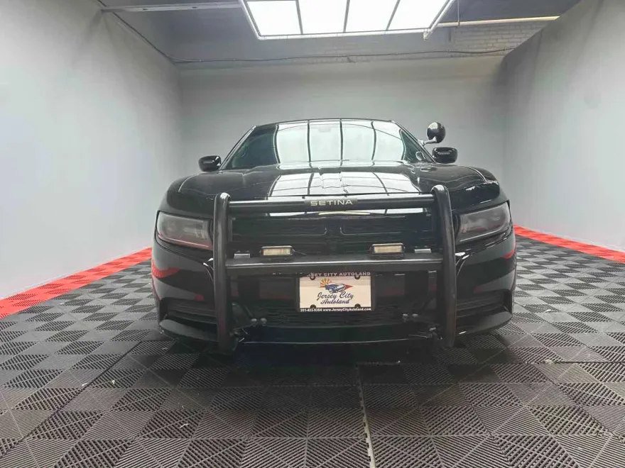 2019 Dodge Charger photo 1