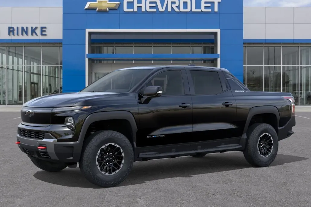 2026 Chevrolet Silverado EV Trail Boss photo 1
