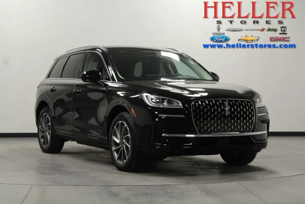 2024 Lincoln Corsair Grand Touring photo 1