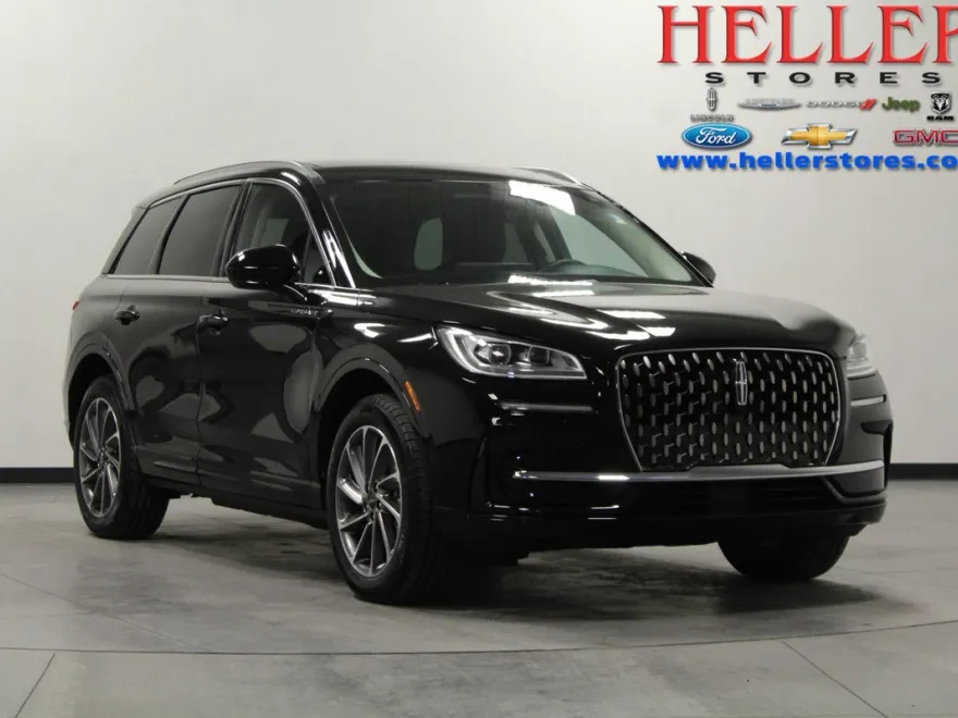 2024 Lincoln Corsair Grand Touring photo 1