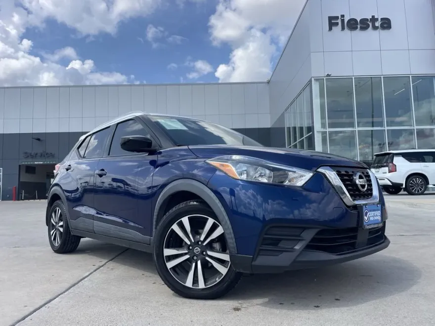 2020 Nissan Kicks SV photo 1