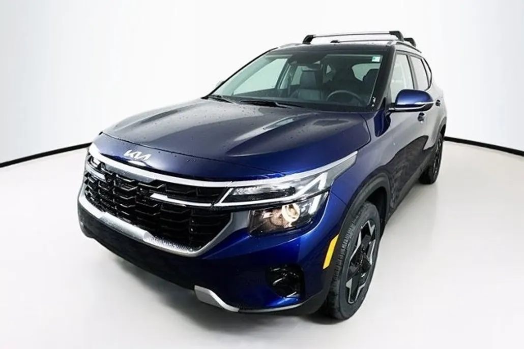 2025 Kia Seltos EX photo 1