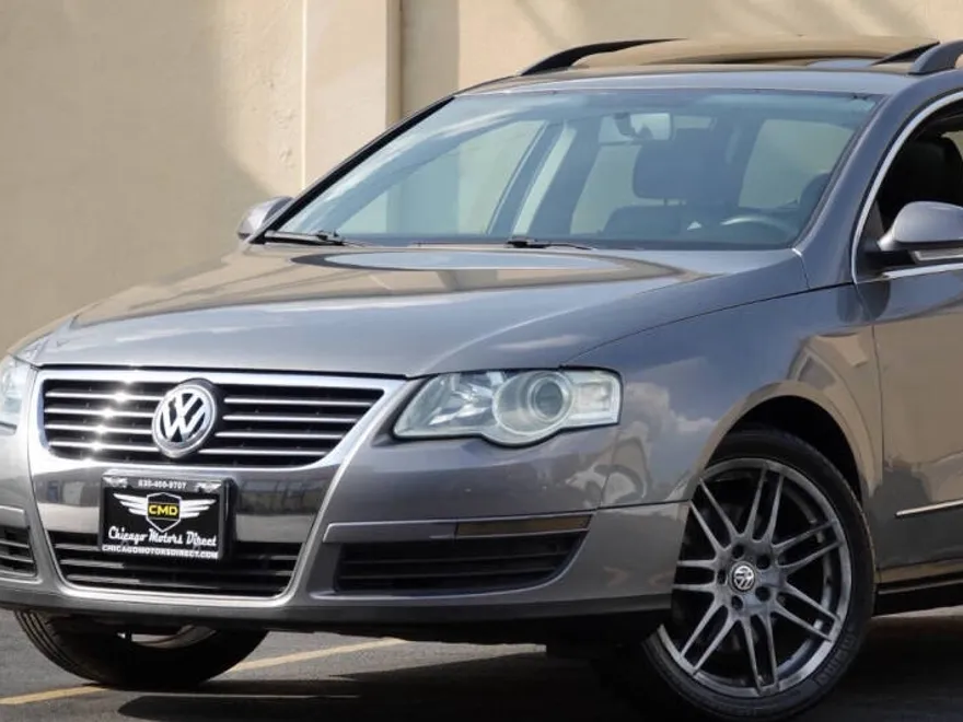 2007 Volkswagen Passat 2.0T photo 1