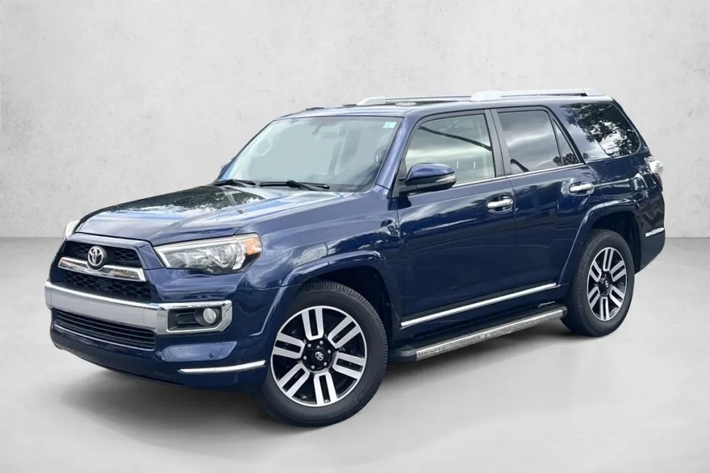 2016 Toyota 4Runner Limited photo 1