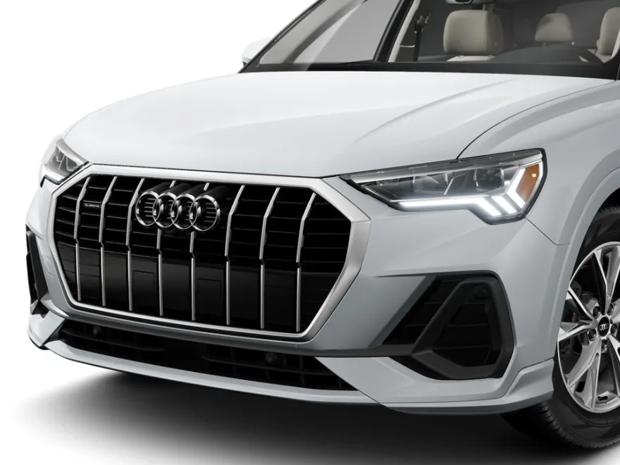 2025 Audi Q3 S line Premium Plus photo 1