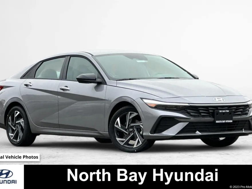 2025 Hyundai Elantra SEL Sport photo 1
