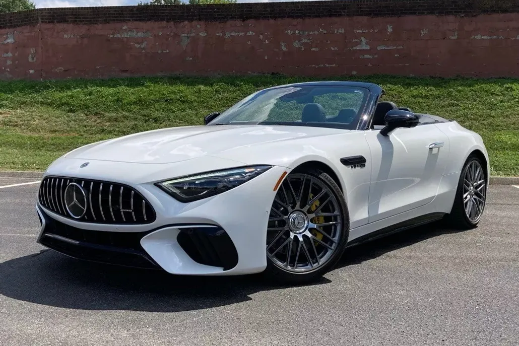 2022 Mercedes Benz SL 55 AMG photo 1