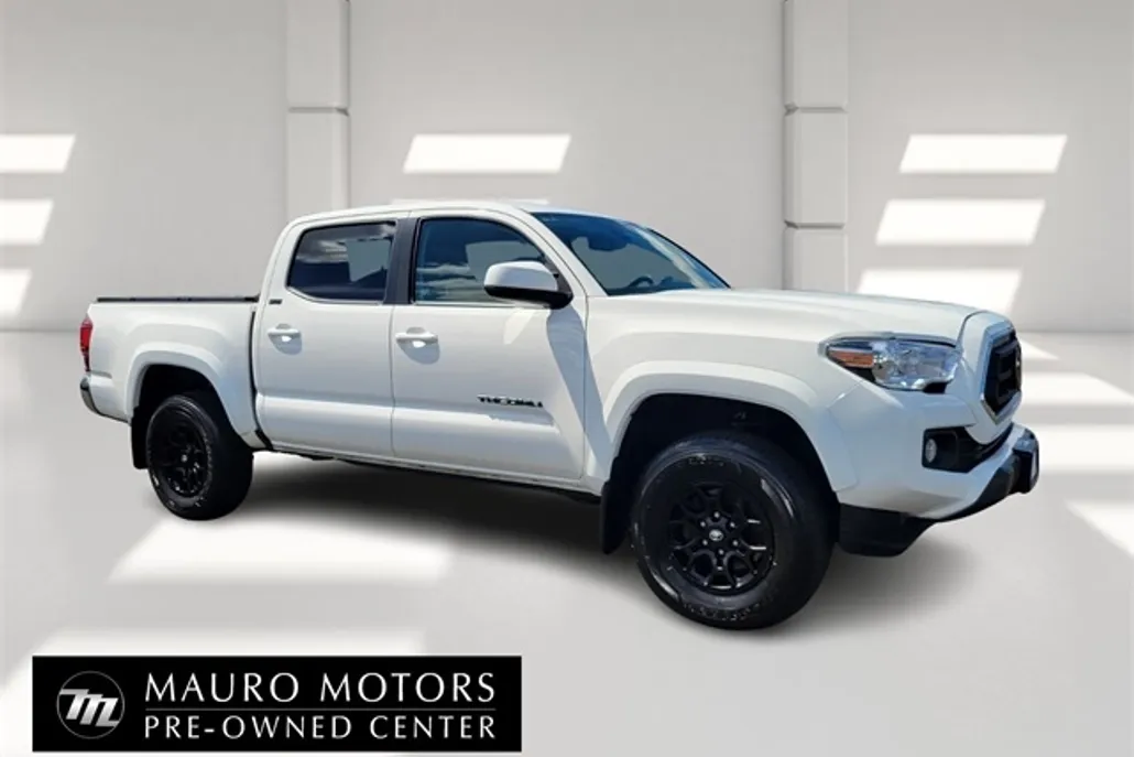 2022 Toyota Tacoma SR5 photo 1