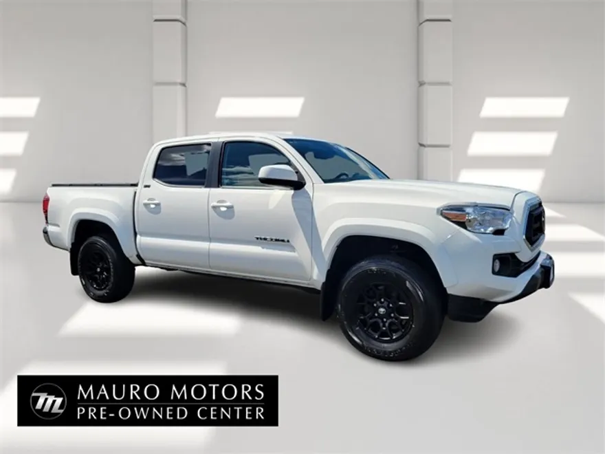 2022 Toyota Tacoma SR5 photo 1