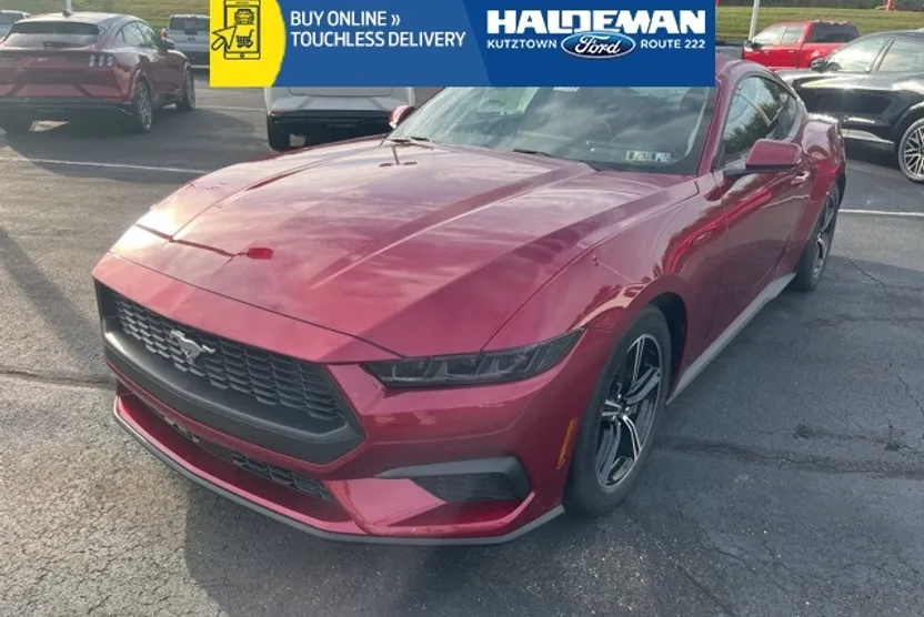 2025 Ford Mustang EcoBoost photo 1