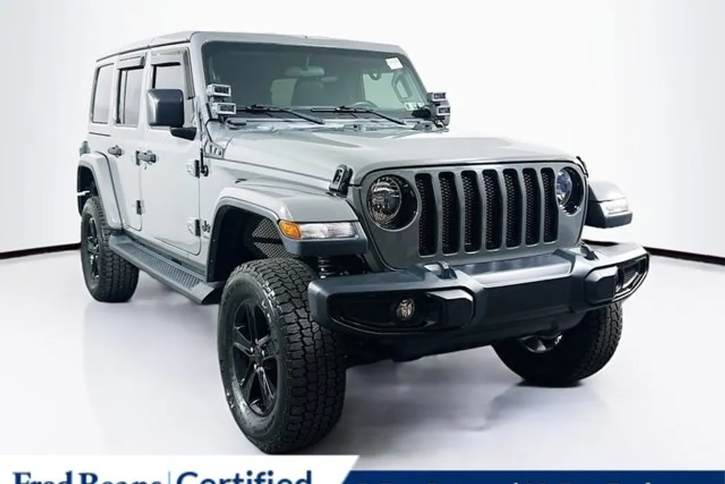 2020 Jeep Wrangler Unlimited Sahara photo 1