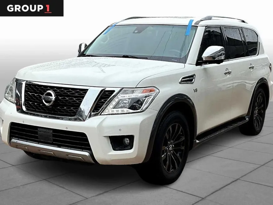 2017 Nissan Armada Platinum photo 1