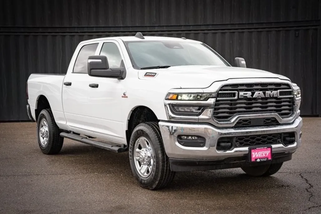 2025 Ram 3500 Tradesman photo 1