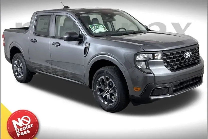 2025 Ford Maverick XLT photo 1