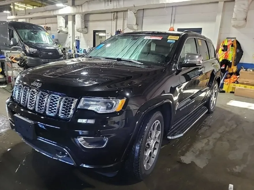 2019 Jeep Grand Cherokee Overland photo 1