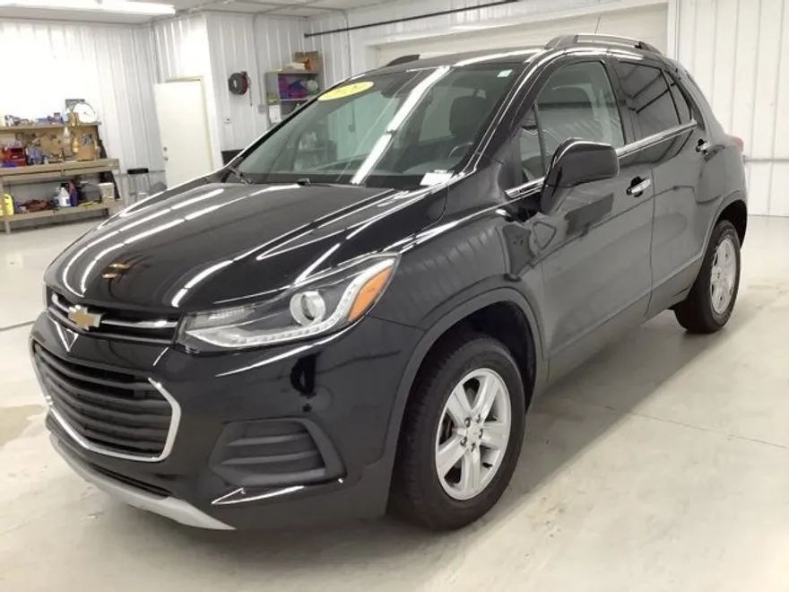 2020 Chevrolet Trax LT photo 1