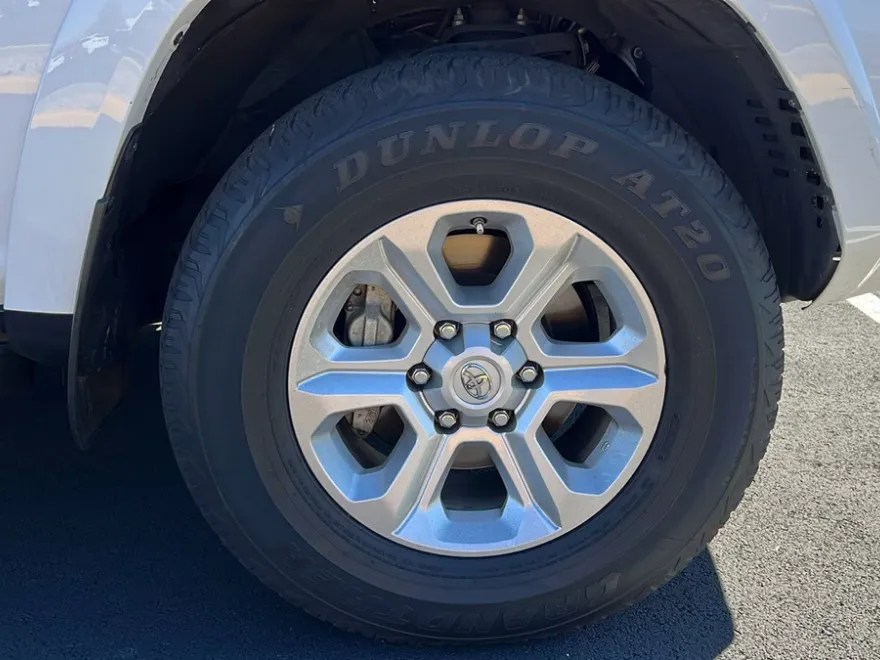 2021 Toyota 4Runner SR5 Premium photo 1