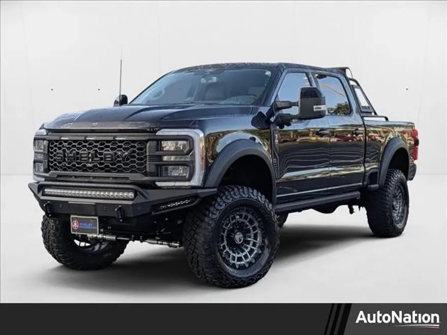 2025 Ford F-250 Lariat photo 1
