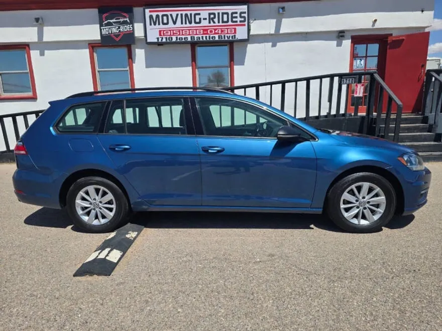 2019 Volkswagen Golf SportWagen SE photo 1