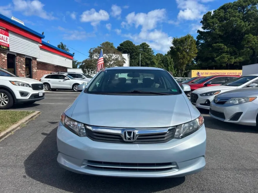 2012 Honda Civic LX photo 1