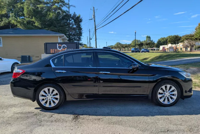 2013 Honda Accord EX-L photo 1
