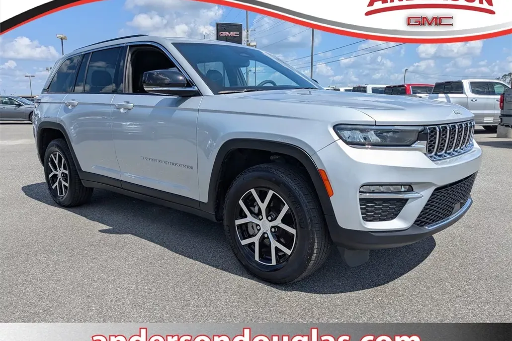 2024 Jeep Grand Cherokee Limited photo 1