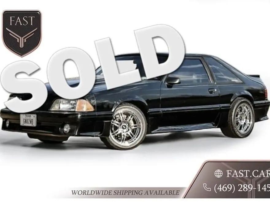 1990 Ford Mustang GT photo 1