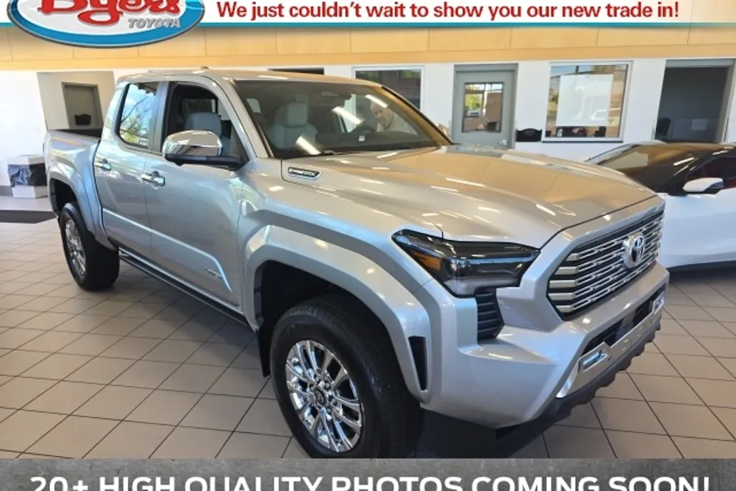 2025 Toyota Tacoma Limited photo 1