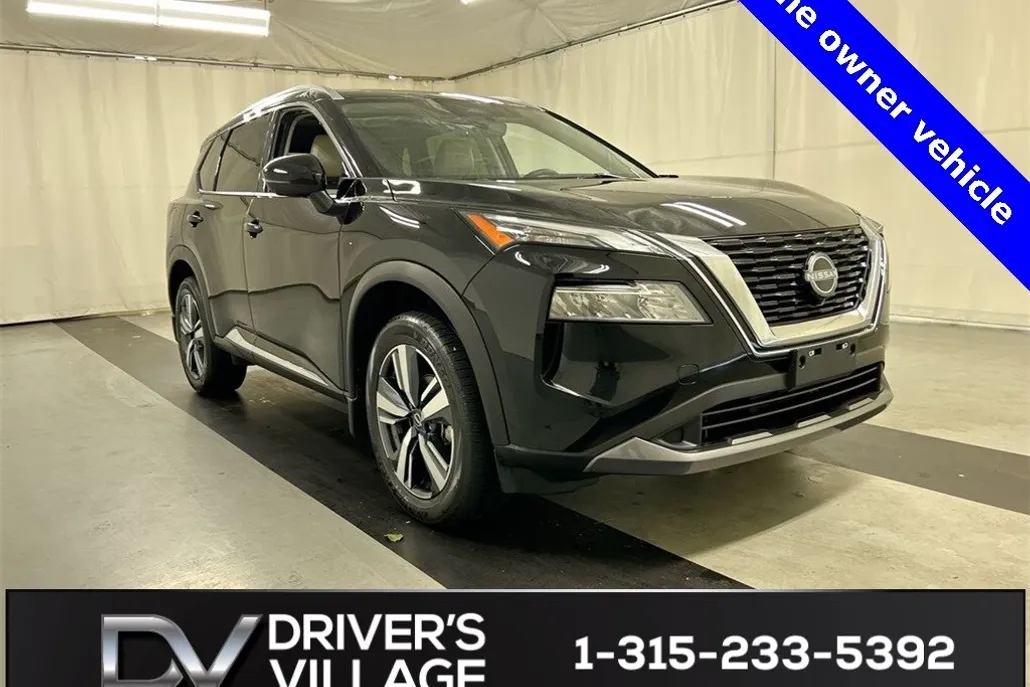 2023 Nissan Rogue SL photo 1