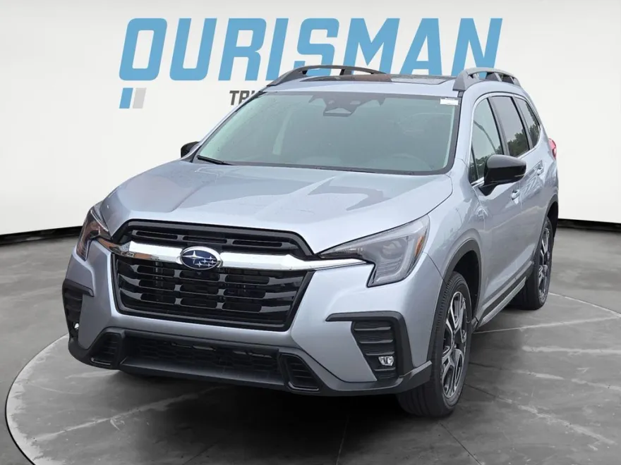 2025 Subaru Ascent Limited photo 1