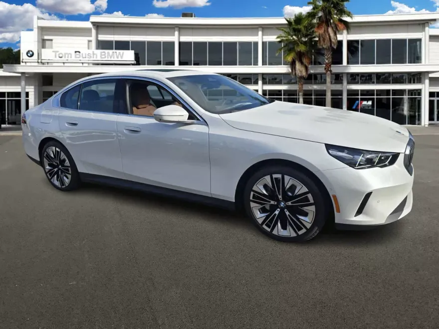 2025 Bmw 530i photo 1