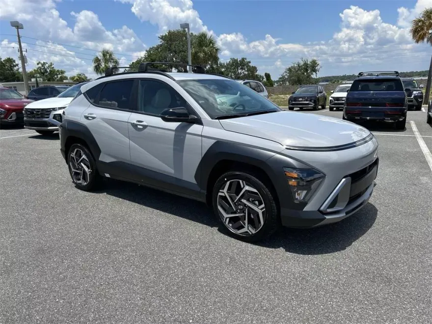 2026 Hyundai Kona SEL photo 1