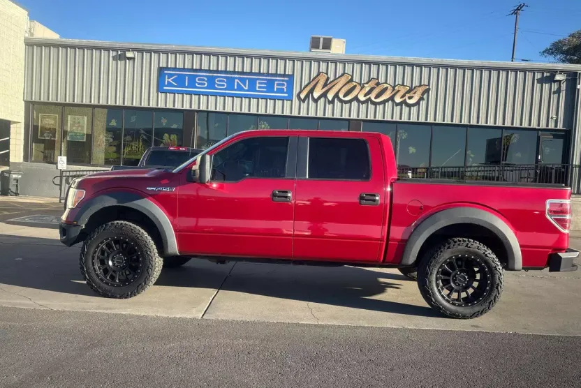 2012 Ford F-150 XLT photo 1