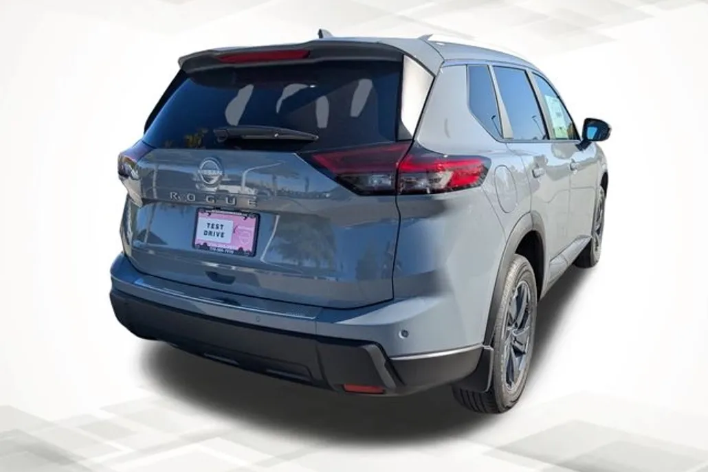 2026 Nissan Rogue SV photo 1
