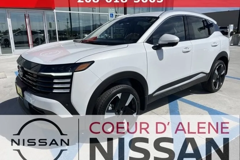 2025 Nissan Kicks SR photo 1