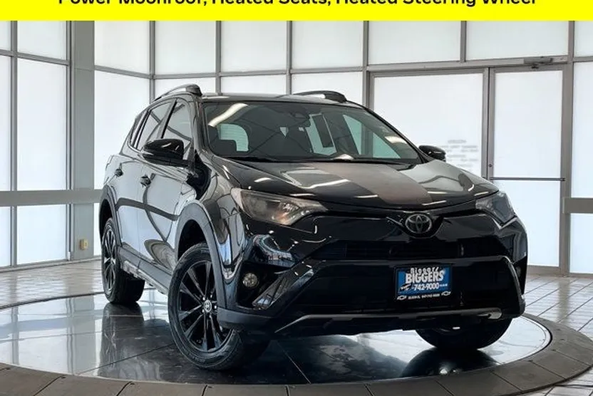 2018 Toyota RAV4 Adventure photo 1