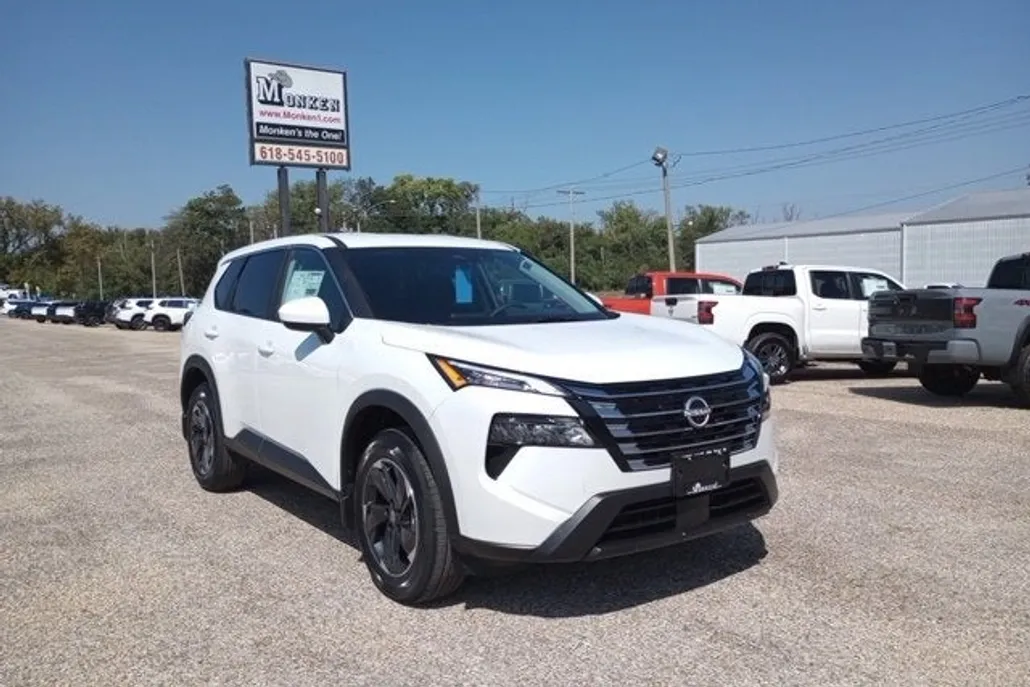 2026 Nissan Rogue SV photo 1