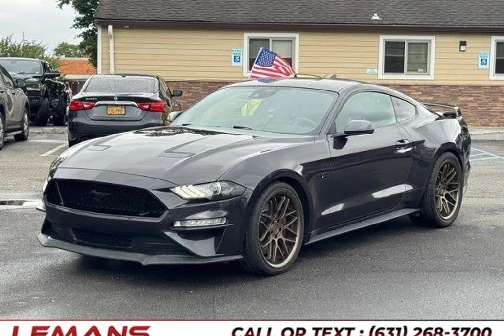 2022 Ford Mustang GT Premium photo 1