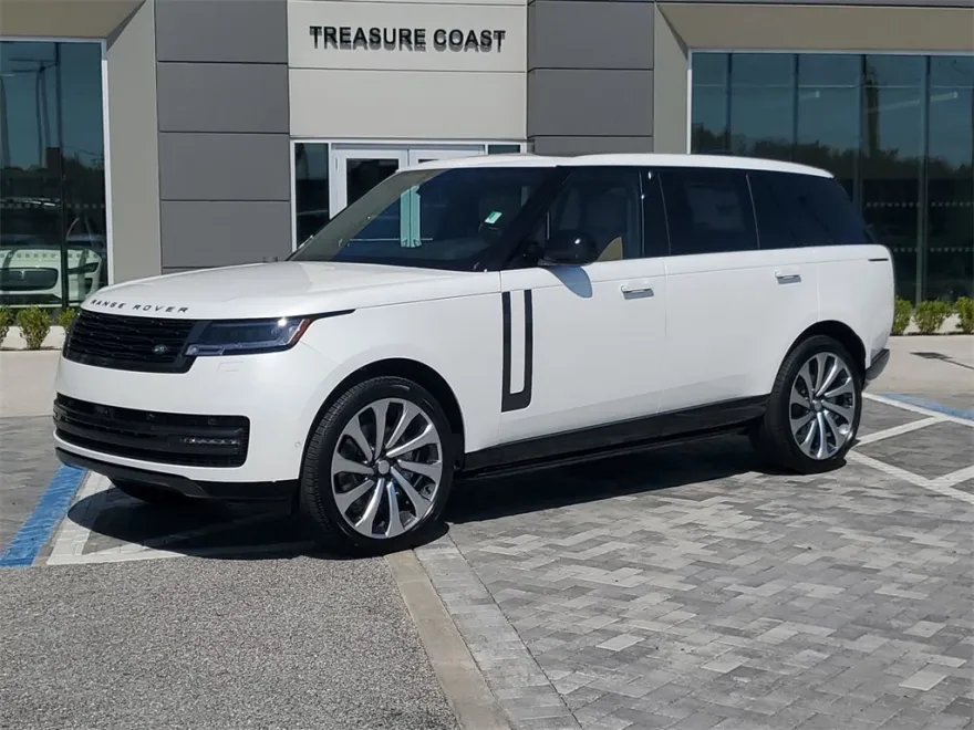2025 Land Rover Range Rover SE photo 1