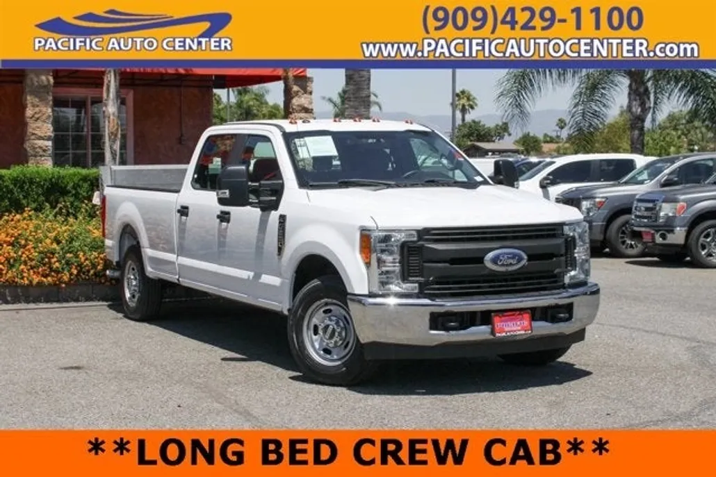 2017 Ford F-250 photo 1