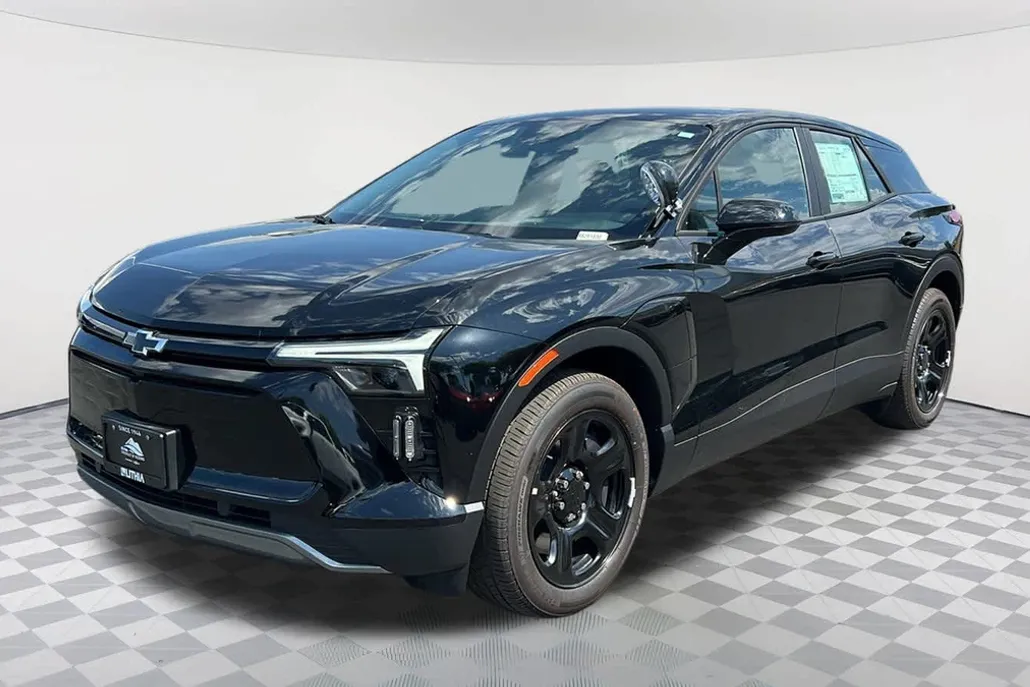 2024 Chevrolet Blazer EV photo 1