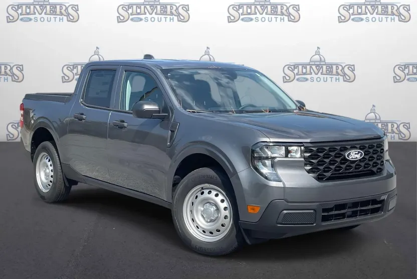 2025 Ford Maverick XL photo 1