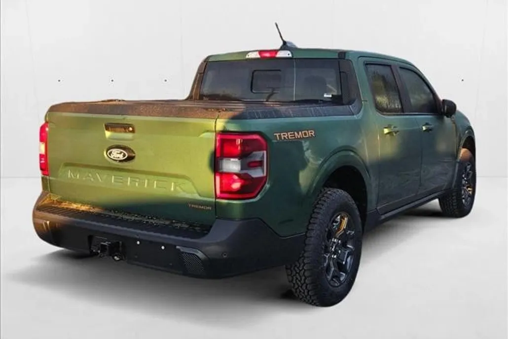 2025 Ford Maverick Tremor photo 1