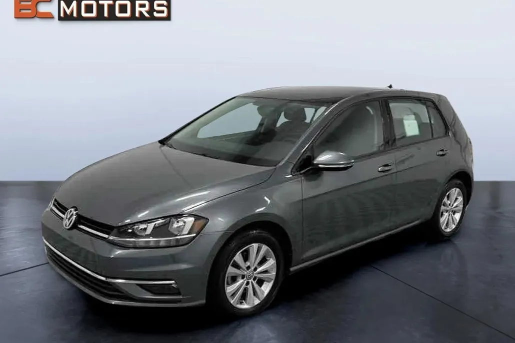 2019 Volkswagen Golf SE photo 1